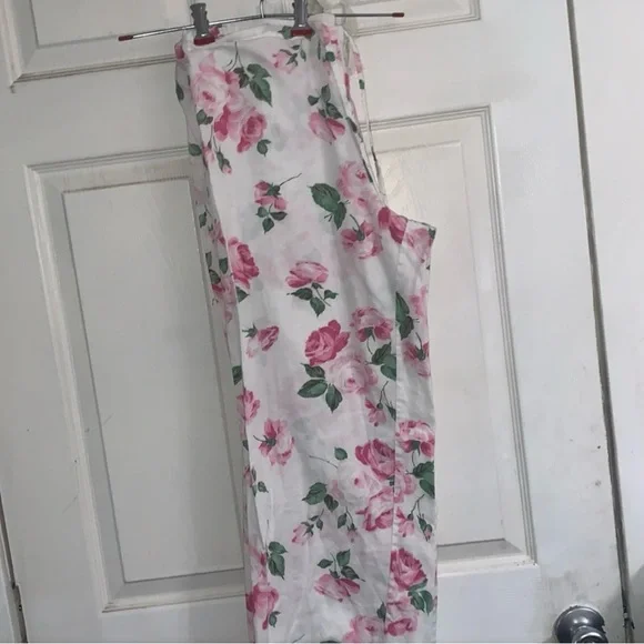 Lauren Ralph Lauren Pink and Green Floral Pajama Set - Picture 6 of 6